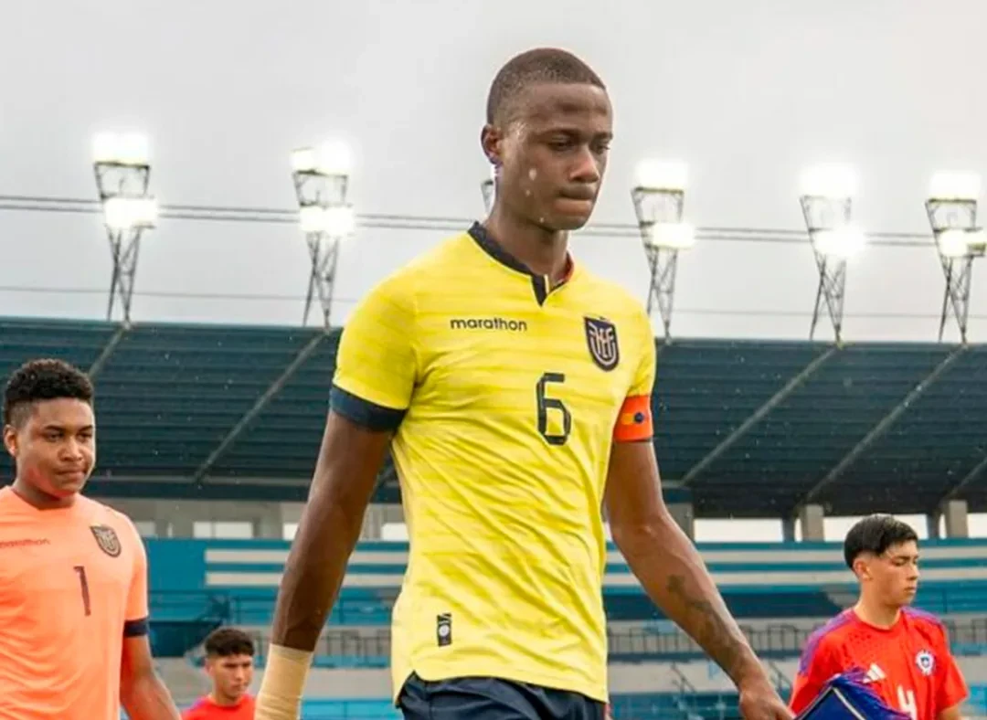 Fricio Caicedo trong màu áo đội tuyển trẻ Ecuador