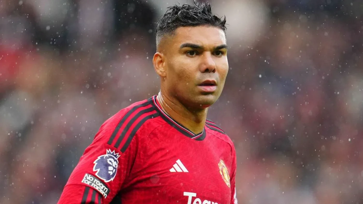 Chân dung Casemiro trong màu áo đỏ Manchester United